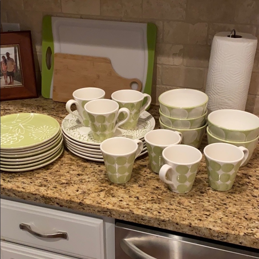 Vietri dinnerware